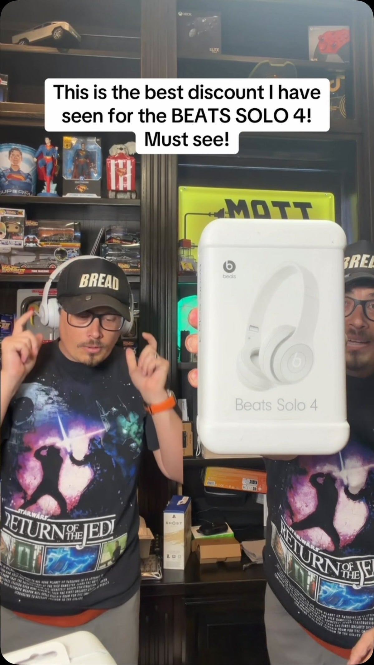 Beats Solo 4 Review: The Safe Gift That Never Misses