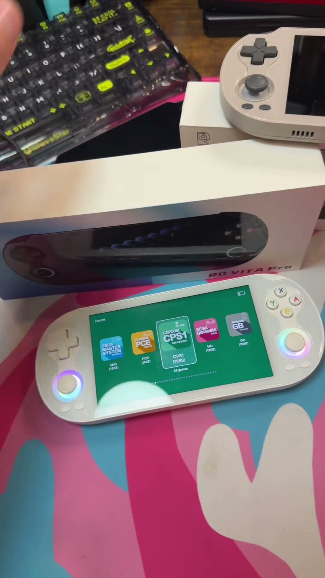 Anbernic RG Vita / Vita Pro Review: Ahead of its time, back in your hands